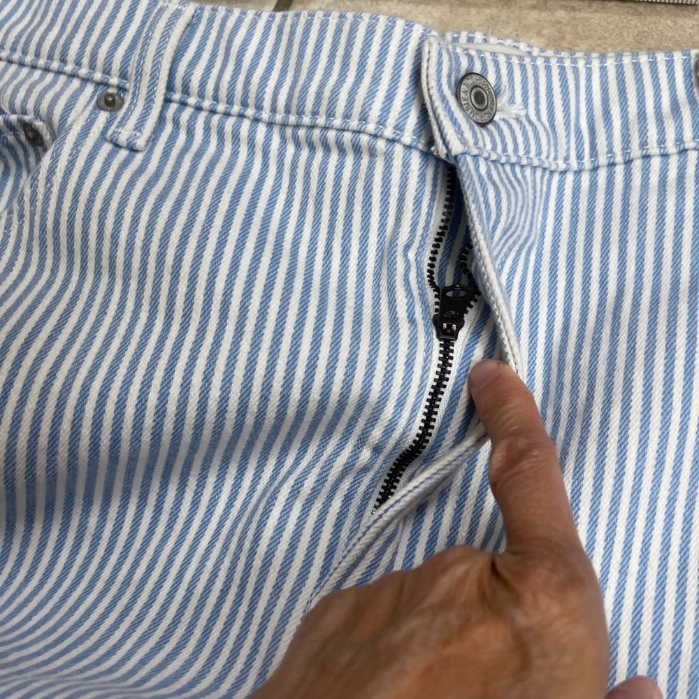 Abercrombie & Fitch 90s Relaxed High Rise Hickory Stripe Jeans Blue White 16LONG - Picture 6 of 13